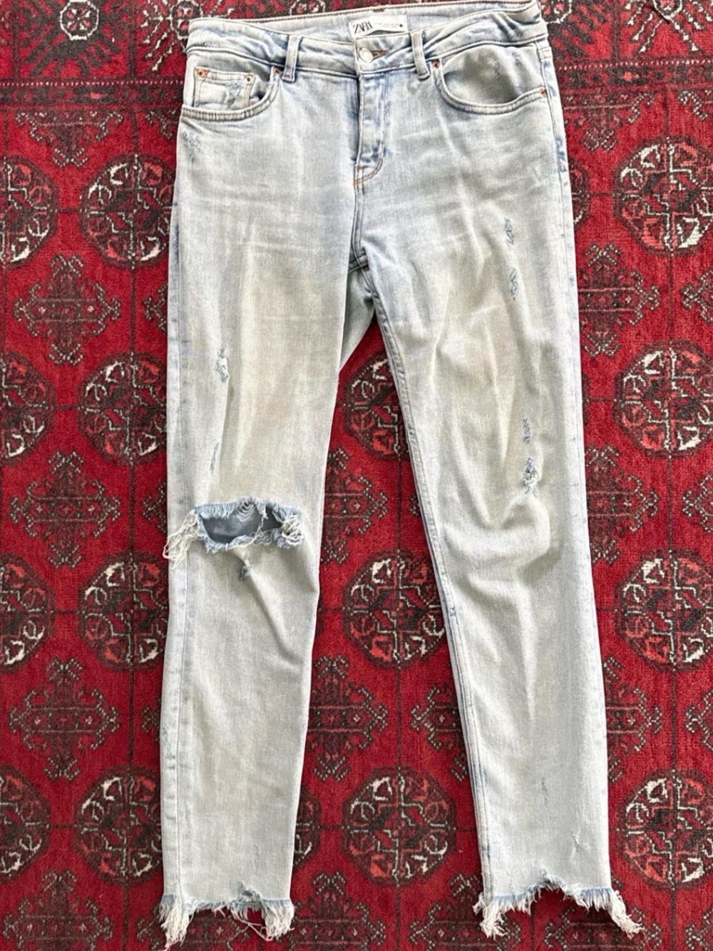 Zara Light Blue Skinny Jeans with Knee Rip